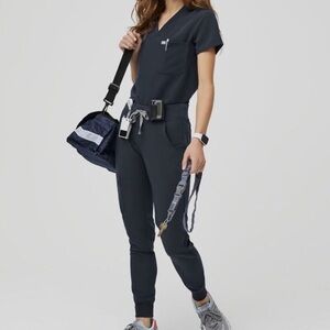 WEAR FIGS dark harbor Zamora joggers and Catarina top xxs